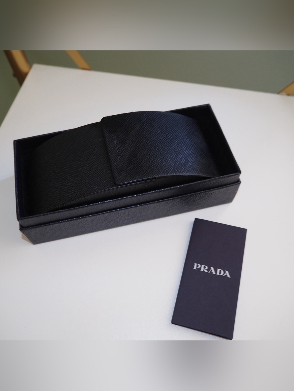 PRADA Symbole Oval Black Acetate Sunglasses SPR04Y Silver Logo with Box - Picture 8 of 8